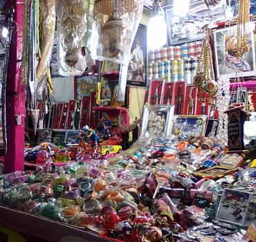 Krishna Nagar Market
